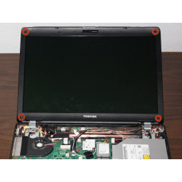 Замена ЖК-экрана Toshiba Satellite L305D-S5950