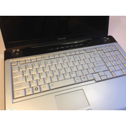 Замена клавиатуры Toshiba Satellite P205-S8811